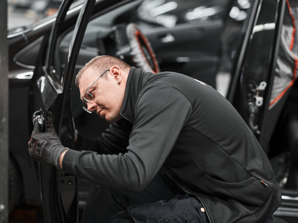 Werken bij Werksta de- en montage automonteur